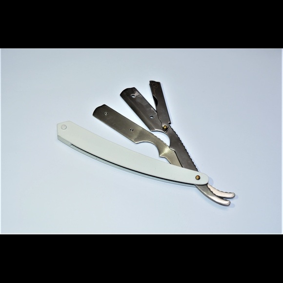 Professional Shaving Razor - Picture 2 of 3